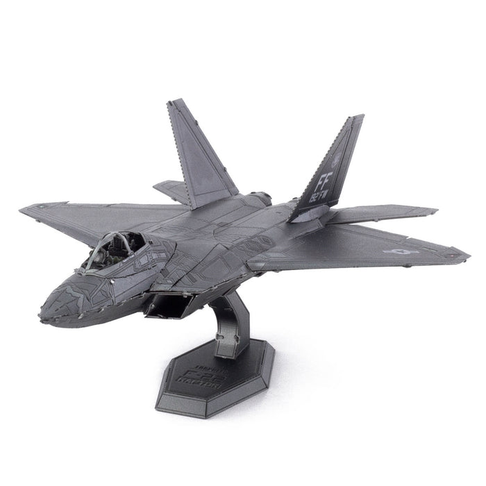 Metal Earth "F-22 Raptor" (must)