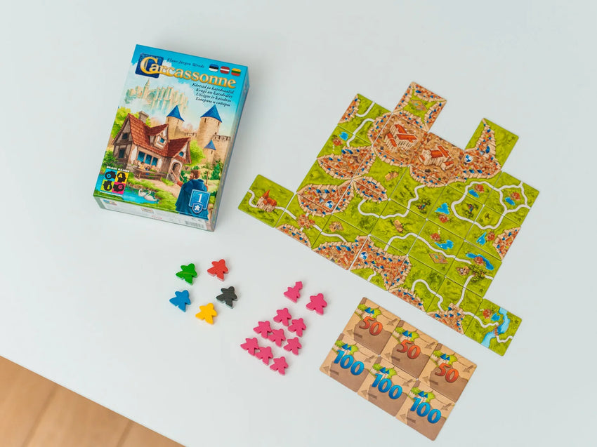 Carcassonne: 1. Kõrtsid ja katedraalid (2025)-w101 WHS Board / Card Games-Brain Games OÜ