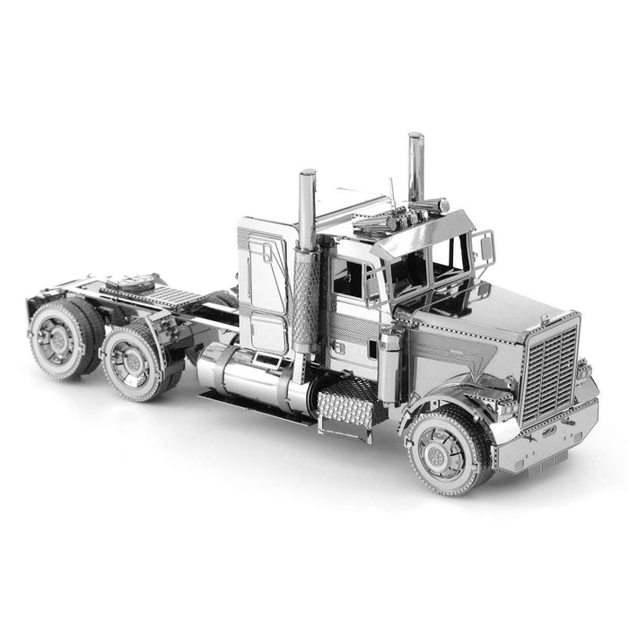 Metal Earth "FLC Long Nose Truck"