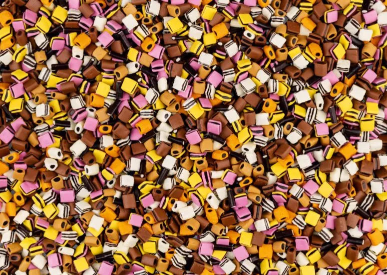 Pusle "Konfekt" 1000 tk-w008 WHSX Jigsaw Puzzles-Brain Games OÜ